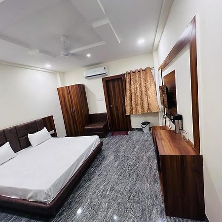 Hotel Anand Ujjain Luaran gambar